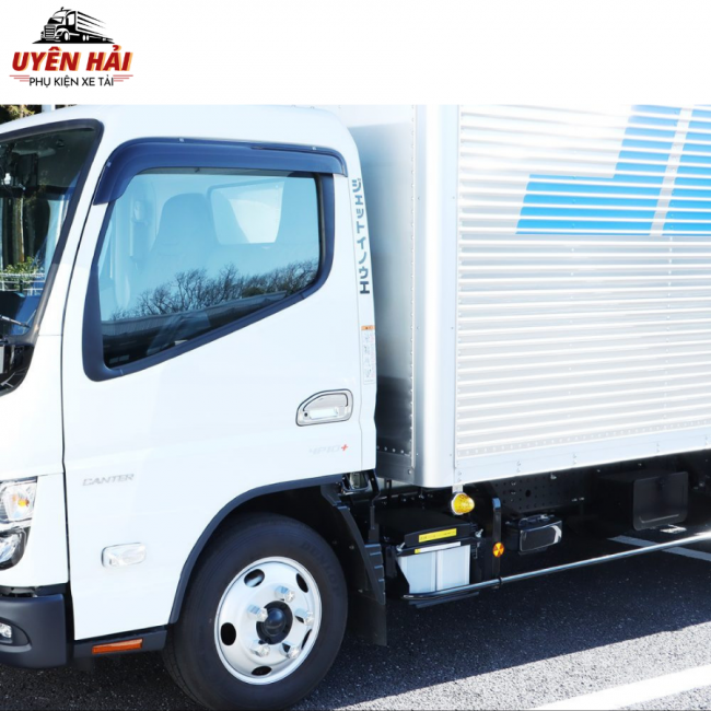 Ốp tay nắm cửa Hino 300