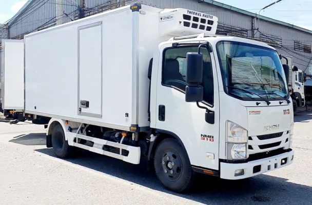xe-tai-isuzu-NMR85HE4A-thung-dong-lanh